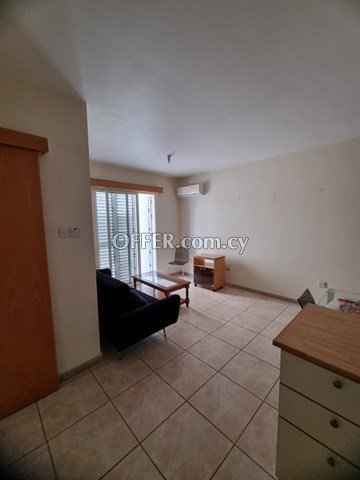  Beautiful And Comfortable 1 Bedroom Apartment Near The University Of 