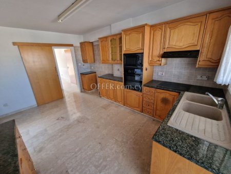 Three bedroom Apartment in Aglantzia Nicosia - 2