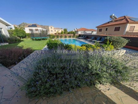 Large Luxury Villa Near Foleys School Sfalagiotissa Ayios Athanasios Limassol Cyprus - 2