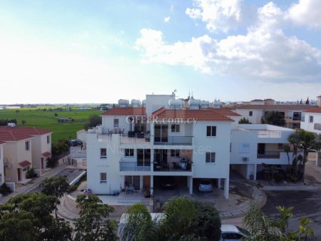 Two Bedroom Apartment with Communal Swimming pool for Sale in Tersefanou Larnaka