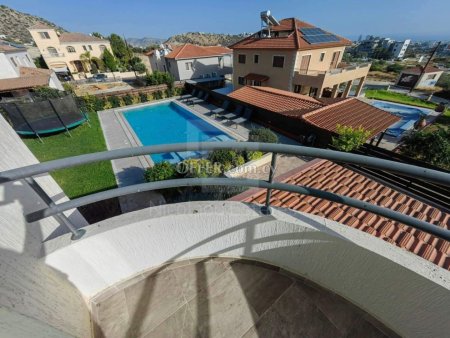 Large Luxury Villa Near Foleys School Sfalagiotissa Ayios Athanasios Limassol Cyprus - 10