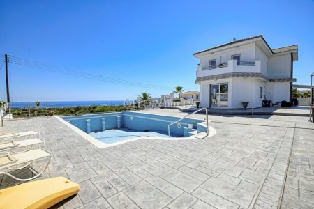 5 Bed Detached Villa for Sale in Paralimni, Ammochostos - 10