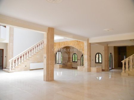 Five Bedroom Villa with Private Swimming Pool Garden and Sea View for Sale in Oroklini Nicosia - 8