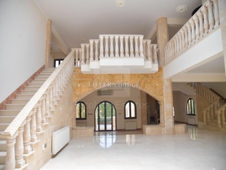 Five Bedroom Villa with Private Swimming Pool Garden and Sea View for Sale in Oroklini Nicosia - 6