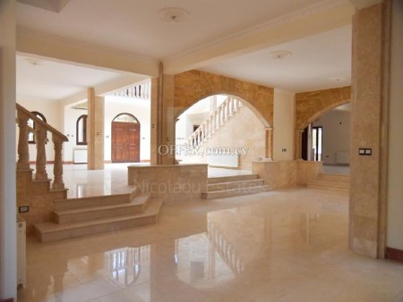 Five Bedroom Villa with Private Swimming Pool Garden and Sea View for Sale in Oroklini Nicosia - 5
