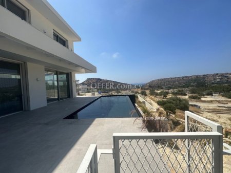 6 Bed Detached Villa for rent in Agios Tychon, Limassol