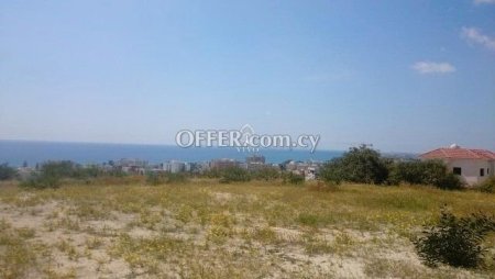 RESIDENTIAL PLOT OF 1,174m2 IN AGIOS TYCHONAS