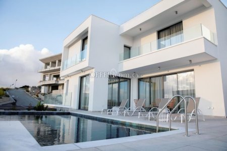 FOUR BEDROOM LUXURY VILLA WITH SEA VIEW IN CHLORAKA