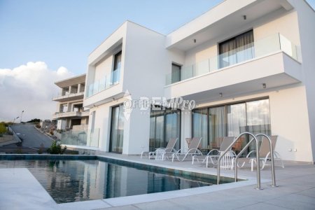 Villa For Rent in Chloraka, Paphos - DP4175