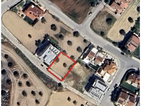 Residential plot of 520sq.m for sale in Latsia opposite GSP