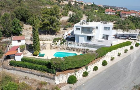 Villa For Sale in Armou, Paphos - DP4181