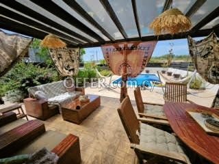 2 Bedroom Detached Villa For Rent Limassol