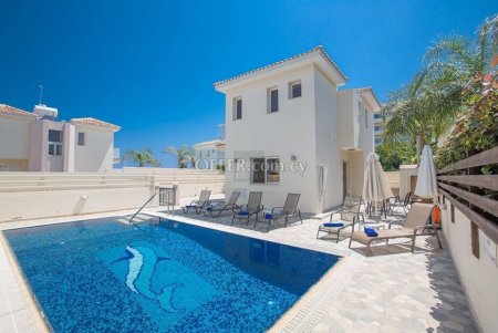 Detached Villa in Protaras Center