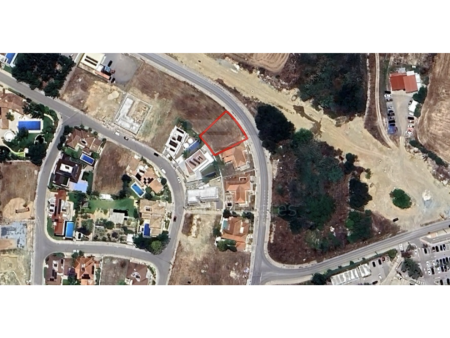 Residential Plot 653 sq.m. for sale in Strovolos close to Senior School