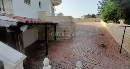 5 Bed Detached Villa for rent in Peyia, Paphos - 9