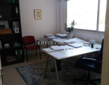 Office 65m2 in Limassol Center - 3