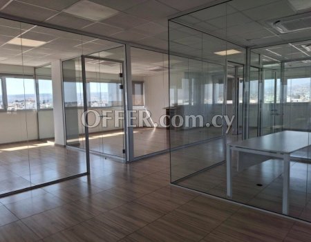 1000m2 office on one floor in commercial building - 6