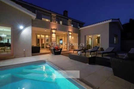 6 Bed Detached Villa for sale in Universal, Paphos