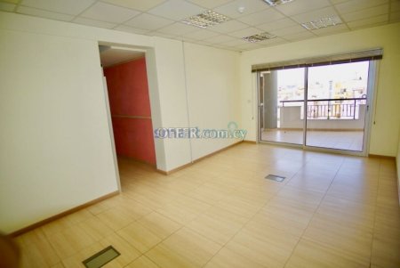 Top Floor 100m2 Office Close To Town Centre