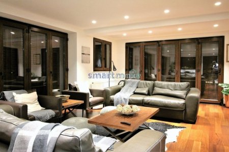 5 Bedroom Detached House For Rent Limassol