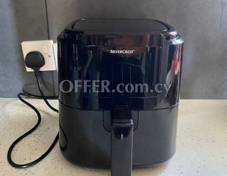 Premium SilverCrest Air Fryer ( Like New )