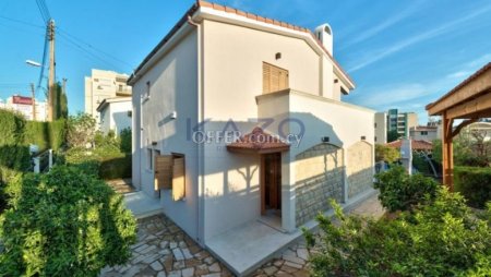 Pool House for Rent in Pyrgos Tourist Area