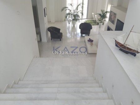 Five Bedroom Detached House for Sale in Panthea