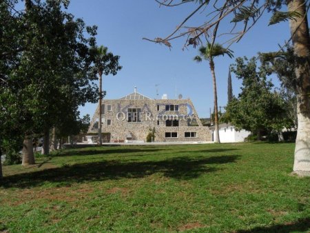 Residential Detached Pool House in Pareklisia