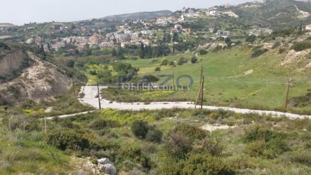 Plot for sale in Agios Tychonas