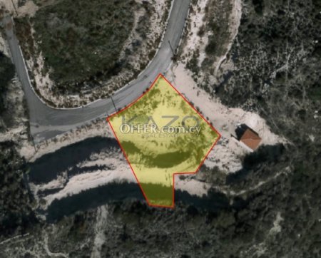 Plot For Sale in Agios Tychonas