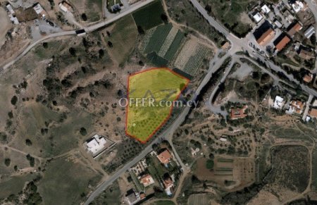 Large Residential Land for Sale in Pareklisia