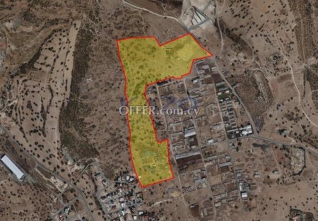 Mixed Use Land Parcel for Sale in Kato Polemidia