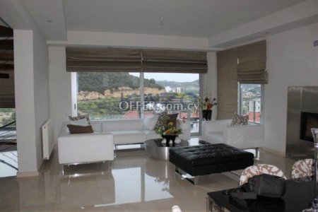 Luxury Resale Villa for Sale in Palodia