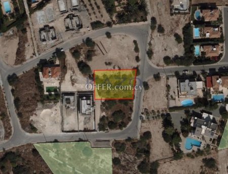 Residential Plot for Sale in Agios Tychonas area