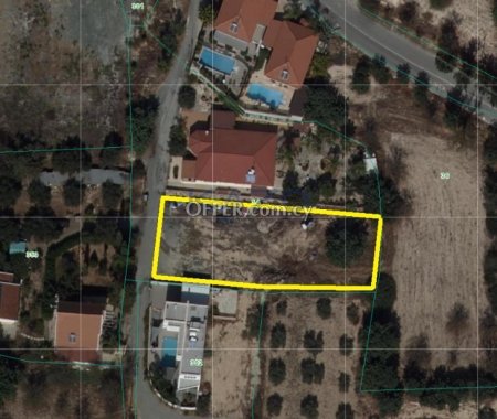 Residential Land Parcel for Sale in Fasoula Village