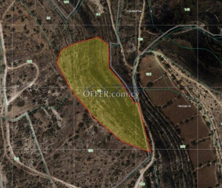 Large Agricultural Land Parcel for Sale in Ypsonas