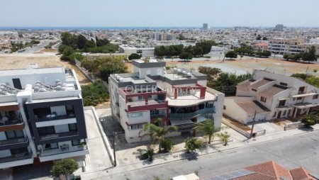 New For Sale €110,000 Apartment 1 bedroom, Retiré, top floor, Larnaka (Center), Larnaca Larnaca