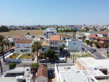 New For Sale €280,000 House 5 bedrooms, Larnaka (Center), Larnaca Larnaca