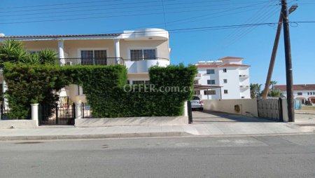 New For Sale €320,000 House (1 level bungalow) 3 bedrooms, Semi-detached Aradippou Larnaca