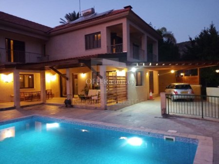 Four bedroom villa for rent in Palodia