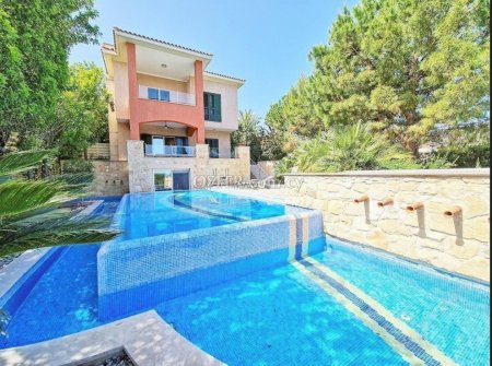 5 Bed Detached Villa for Sale in Neo Chorio, Paphos