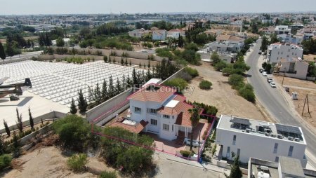 Two storey house located in Egkomi Nicosia