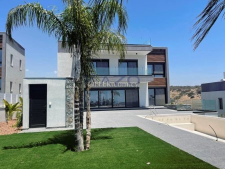 Brand New Four Bedroom Luxury Villa with Panoramic View for Rent in Pareklissia area