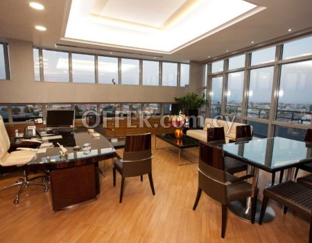 Hi tech office whole floor 486m2 excellent location