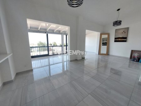 Apartment For Rent in Paphos City Center, Paphos - DP4255