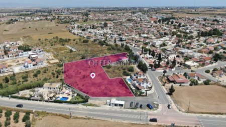 Residential Field With an Old House in Acheritou, Ammochostos