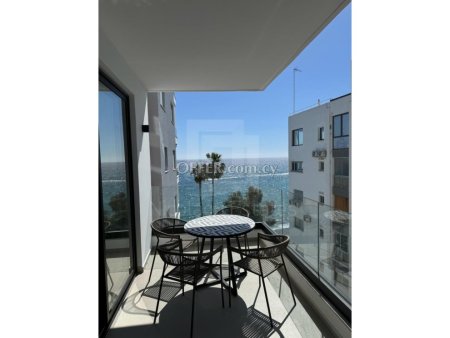 Renovated large Seafront Apartment Gated Complex