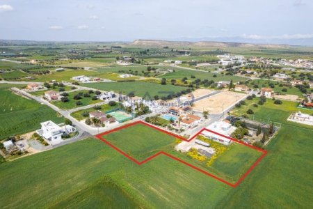 Residential field in Athienou, Larnaca