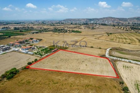 Shared residential field in Pyla, Larnaca