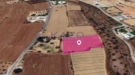 Residential field in Pera, Nicosia